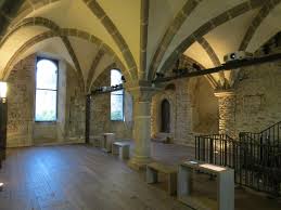 Musée château de Mayenne à proximité du Logis des Vallées